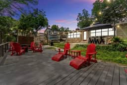 Guadalupe Riverhouse with Kayaks + Paddleboards
