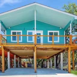 Budget Friendly! HotTub-Walk to Lake! Decks, Grill