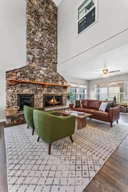 3 Kings! Hot Tub/Pool-Fire Pit-GameRm GYM+ PickleB