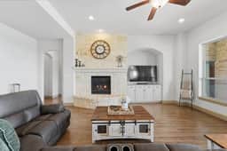 Large groups / Reunions-Pool, Hot Tub, 3 King Beds