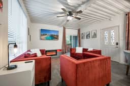 Relax in Style! *KING BEDS* Great patio!